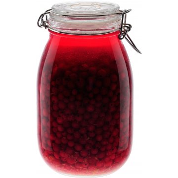 Red currant-infused gin